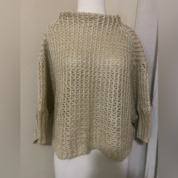 Nordstrom Gold shiny knitted sweater. Mid length arms - Picture 1 of 2